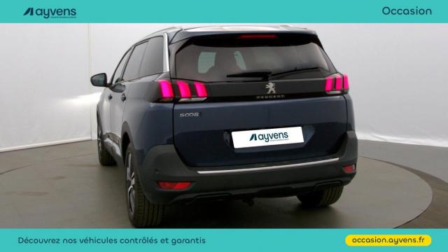 Peugeot 5008 image 1