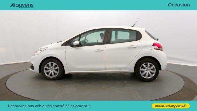 Peugeot 208 image 2