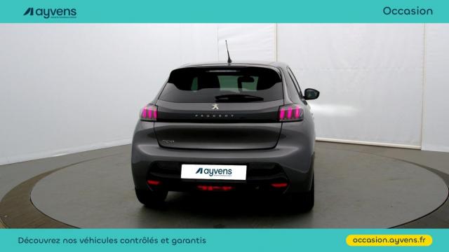 Peugeot 208 image 8