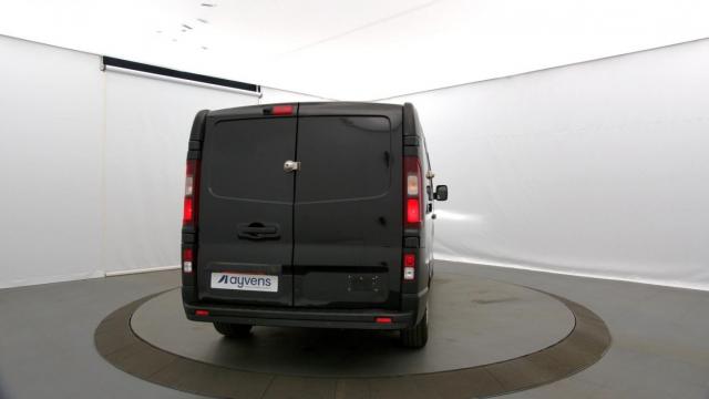 Renault Trafic image 1