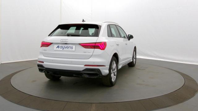 Audi Q3 image 8