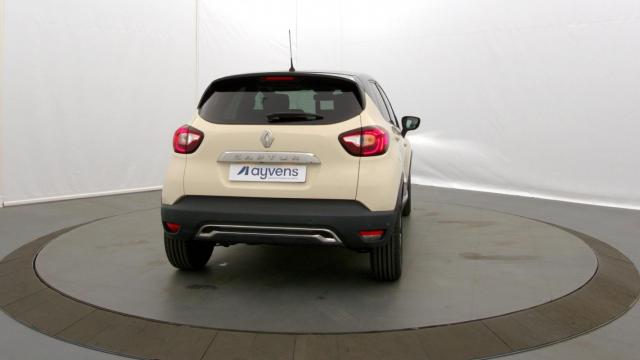 Renault Captur image 2