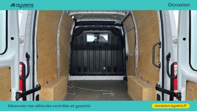 Renault Master image 8