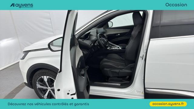 Peugeot 5008 image 2