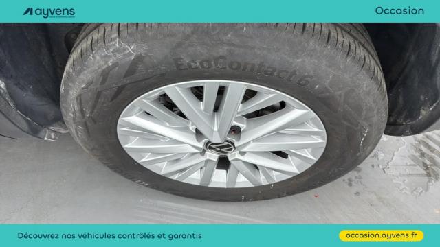 Volkswagen T-Roc image 2