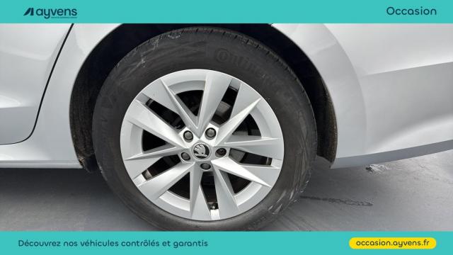 Skoda Octavia image 2