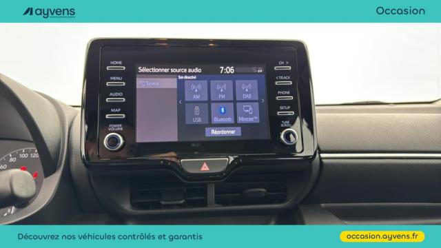 Toyota Yaris image 2