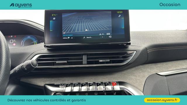 Peugeot 3008 image 2