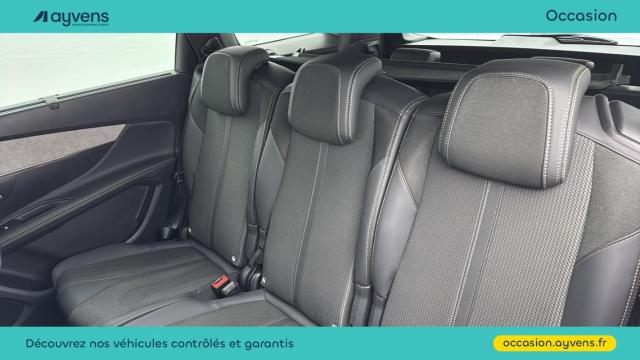 Peugeot 5008 image 1