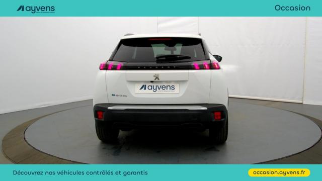 Peugeot 2008 image 1
