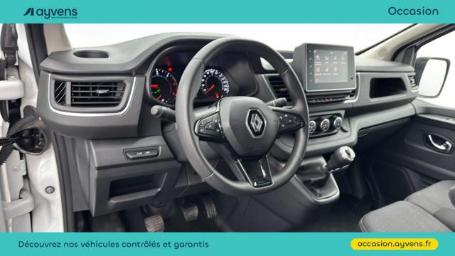 Renault Trafic image 1
