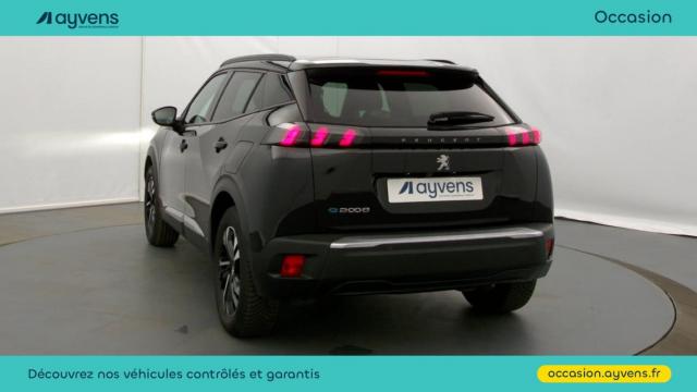 Peugeot 2008 image 8
