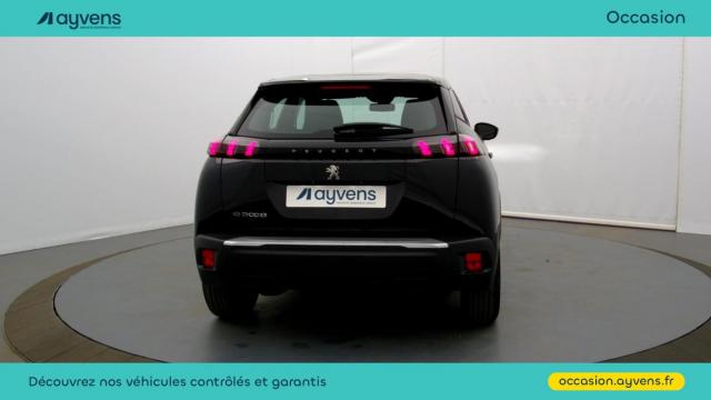 Peugeot 2008 image 2