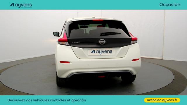 Nissan Leaf image 9