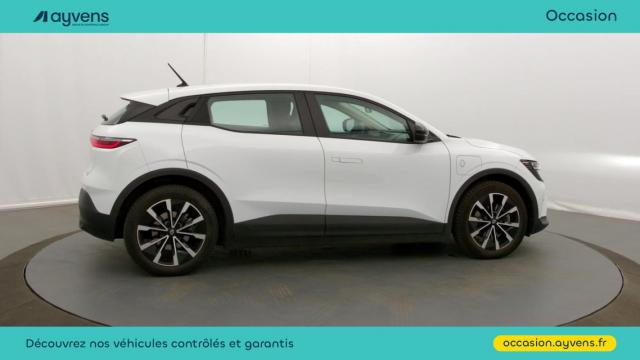 Renault Mégane E-Tech image 8