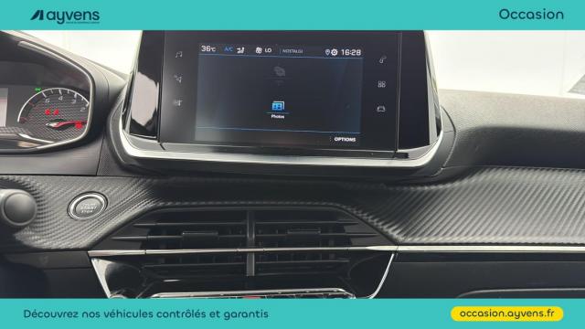 Peugeot 2008 image 3