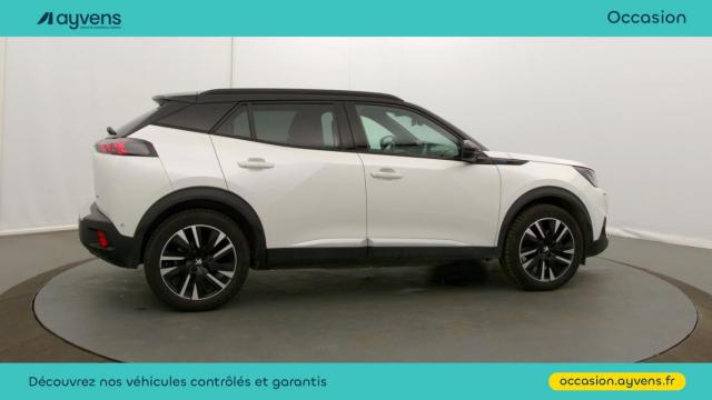 Peugeot 2008 image 8