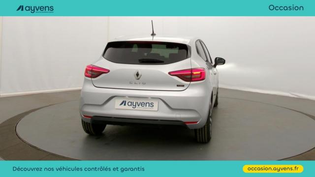 Renault Clio image 8
