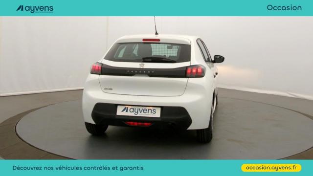 Peugeot 208 image 6