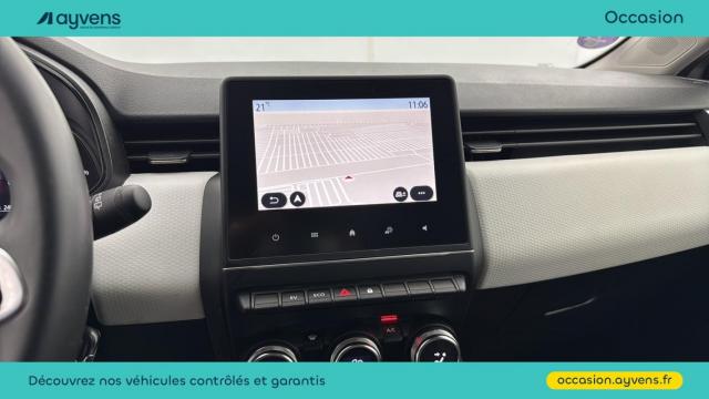 Renault Clio image 8