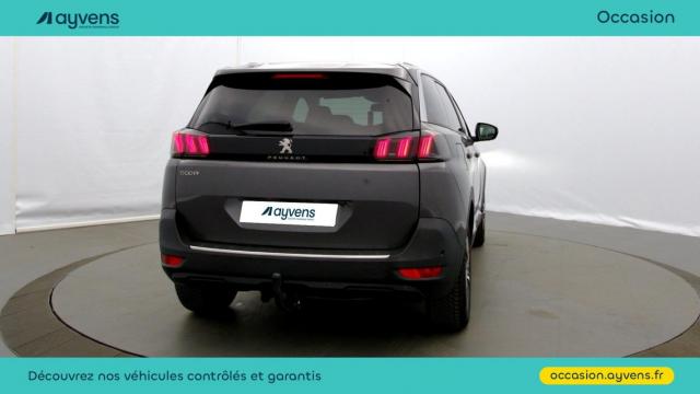Peugeot 5008 image 1