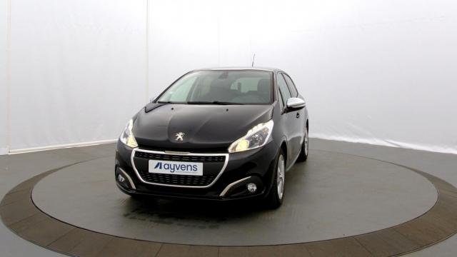 Peugeot 208 image 9