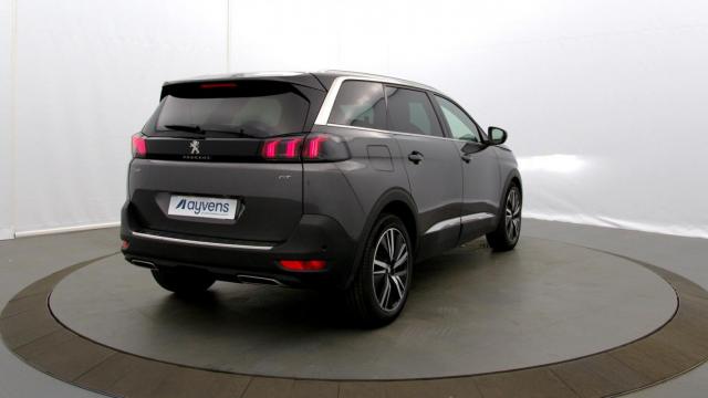 Peugeot 5008 image 1