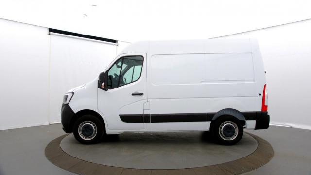 Renault Master image 1