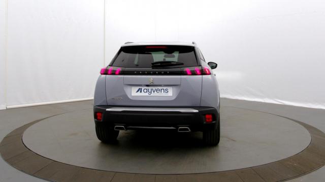 Peugeot 2008 image 8