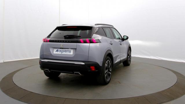 Peugeot 2008 image 1
