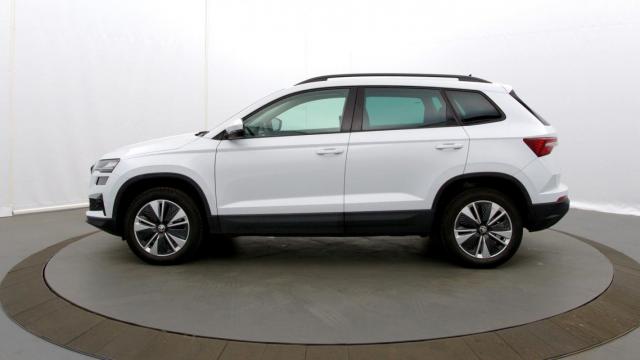 Skoda Karoq image 5
