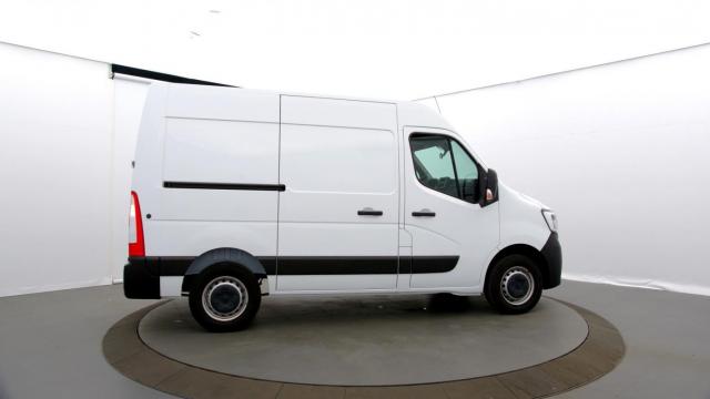 Renault Master image 1