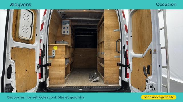 Renault Master image 2