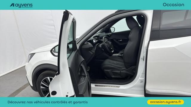 Peugeot 2008 image 3