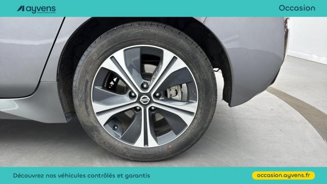 Nissan Leaf image 9