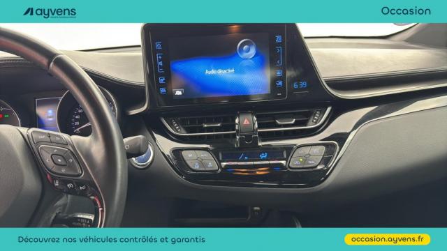 Toyota C-Hr image 6