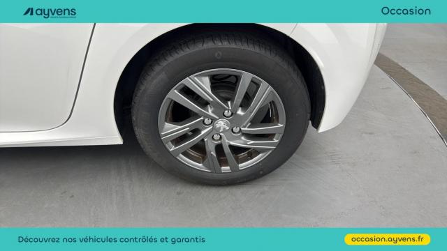 Peugeot 208 image 1
