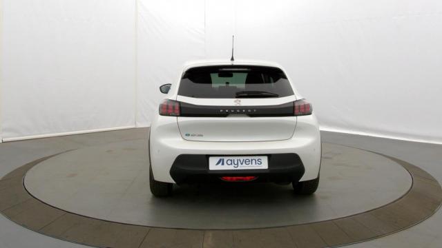 Peugeot E-208 image 2