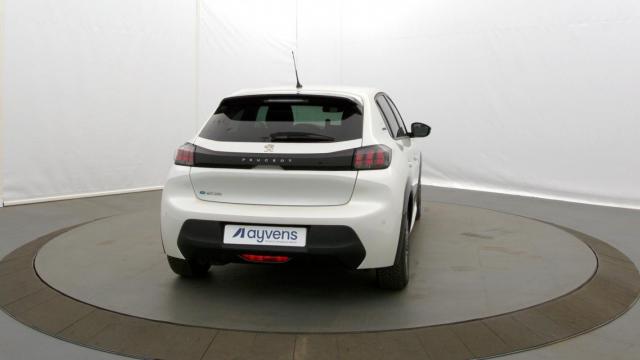 Peugeot E-208 image 3