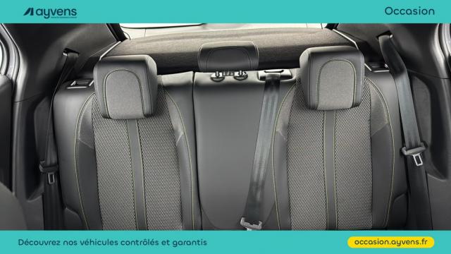 Peugeot 2008 image 2