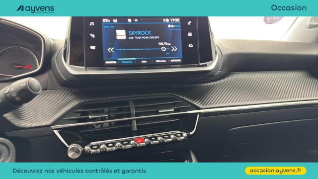 Peugeot 2008 image 8