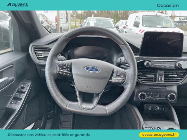Ford Kuga image 2