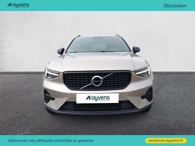 Volvo Xc40 image 9