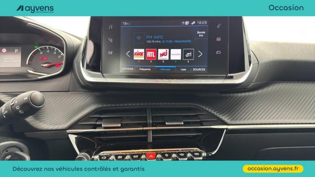 Peugeot 2008 image 8