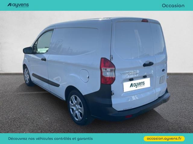 Ford Transit Courier image 3