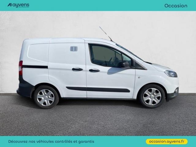 Ford Transit Courier image 7