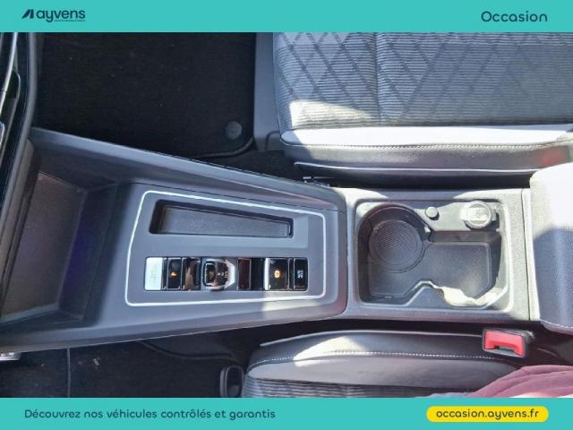 Volkswagen Golf image 8
