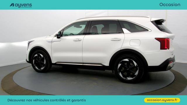 Kia Sorento image 8