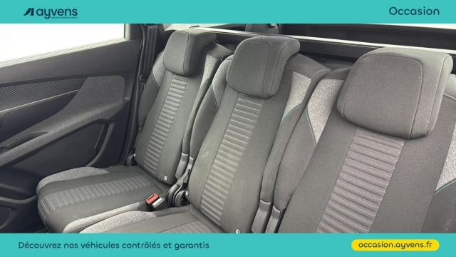 Peugeot 5008 image 2