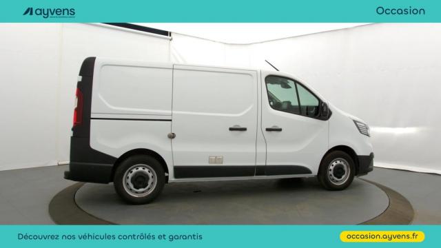 Renault Trafic image 9